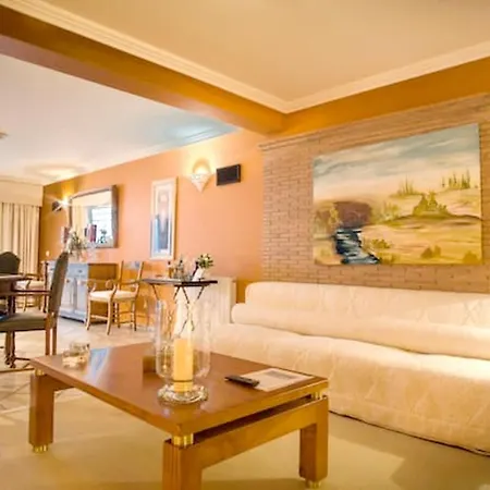 Ferienhaus House With 4 Bedrooms In With Wonderful Sea View Private Pool Furnished Terrace 500 M From The Beach Ericeira