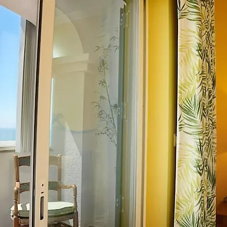 House With 4 Bedrooms In With Wonderful Sea View Private Pool Furnished Terrace 500 M From The Beach * エリセイラ