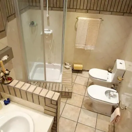 別荘 House With 4 Bedrooms In With Wonderful Sea View Private Pool Furnished Terrace 500 M From The Beach エリセイラ