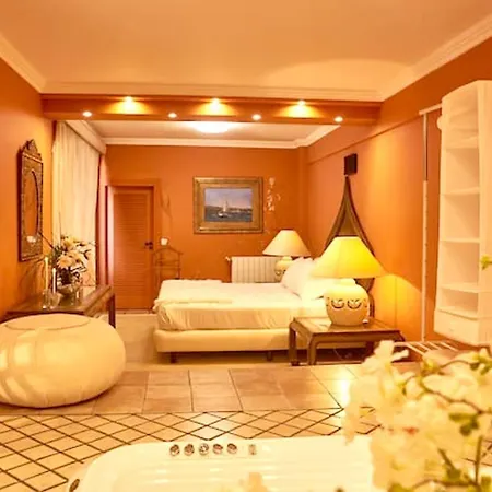 House With 4 Bedrooms In With Wonderful Sea View Private Pool Furnished Terrace 500 M From The Beach エリセイラ