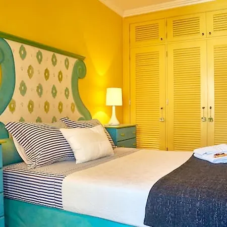 House With 4 Bedrooms In With Wonderful Sea View Private Pool Furnished Terrace 500 M From The Beach エリセイラ
